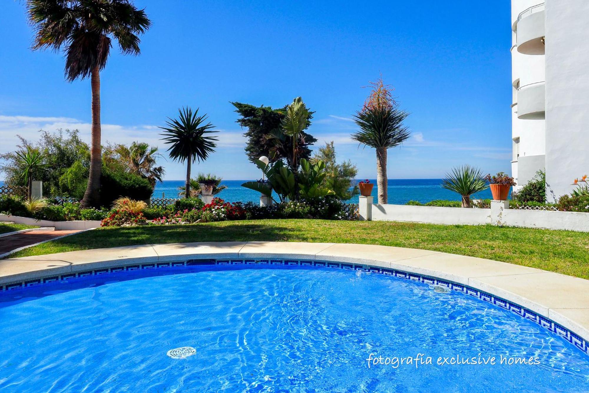 Md001 Precioso Apartamento En Primera Linea De Playa Sitio de Calahonda エクステリア 写真