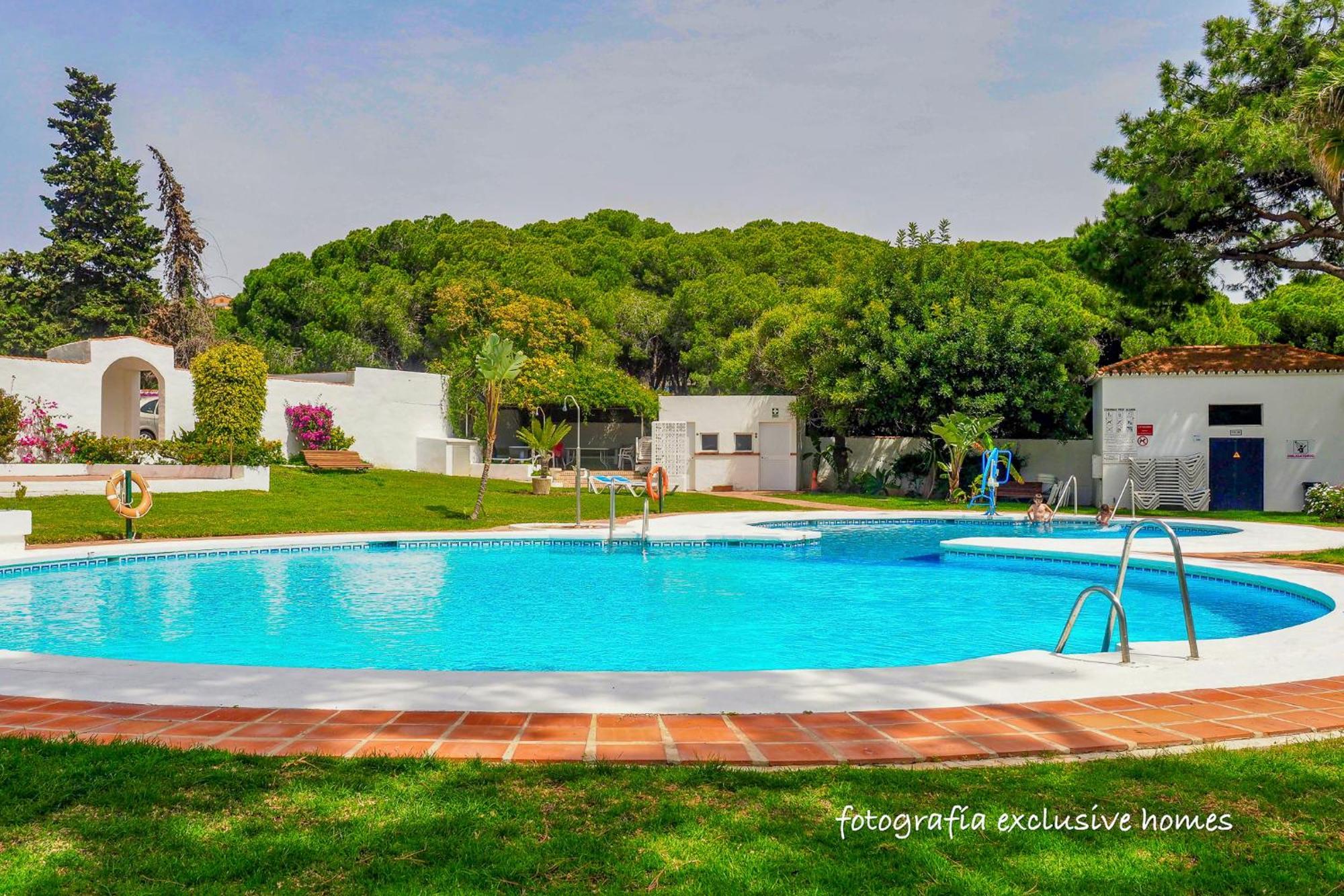Md001 Precioso Apartamento En Primera Linea De Playa Sitio de Calahonda エクステリア 写真